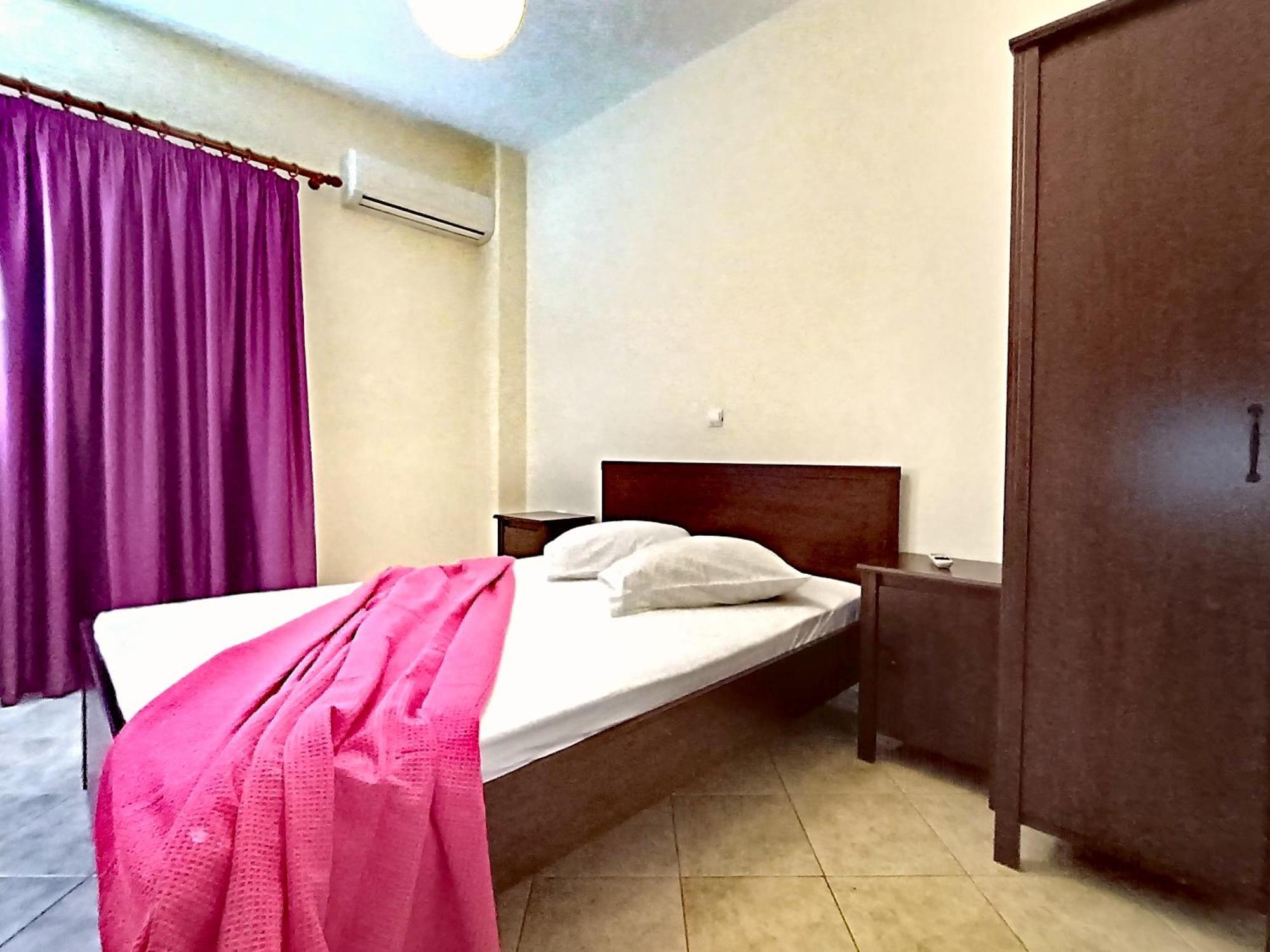 Giorgos Apartments. Скала-Фуркас Экстерьер фото