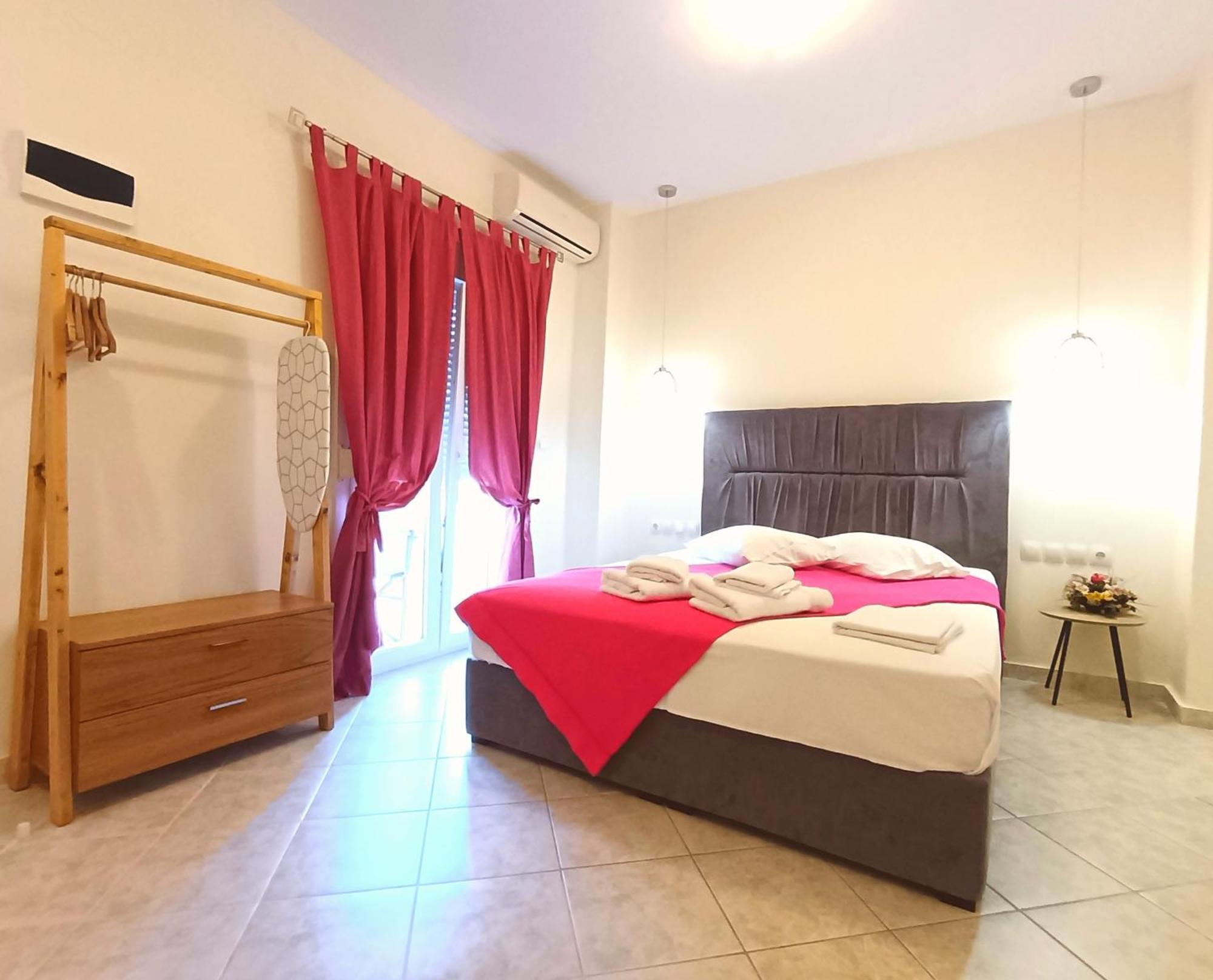 Giorgos Apartments. Скала-Фуркас Экстерьер фото